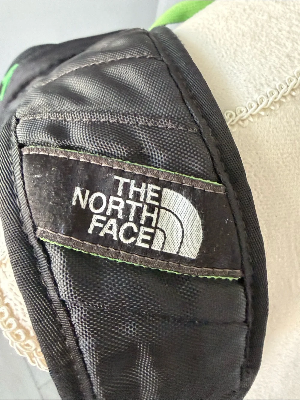 North Face Wasatch Large Black & Green Men's Backpack